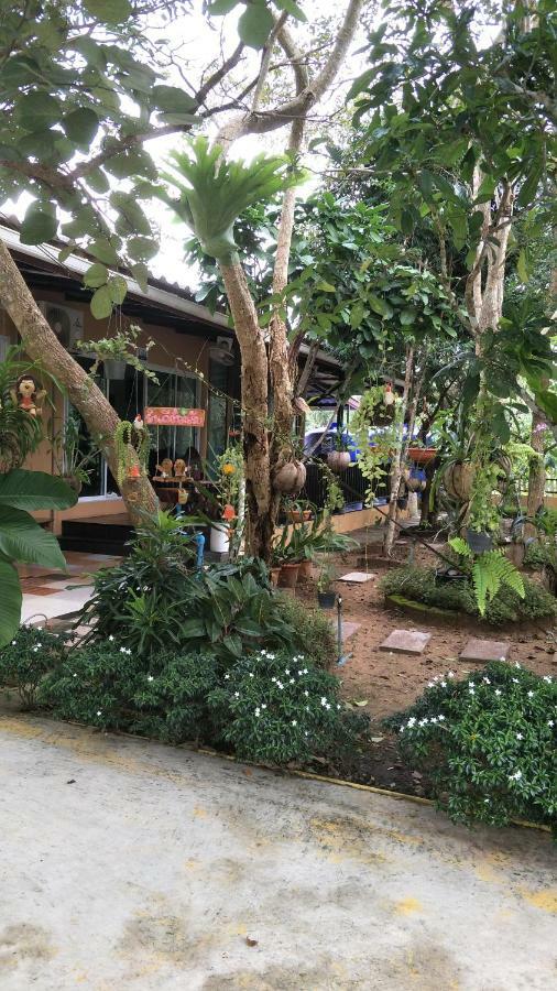 Tong Chang Resort Csumphon Kültér fotó